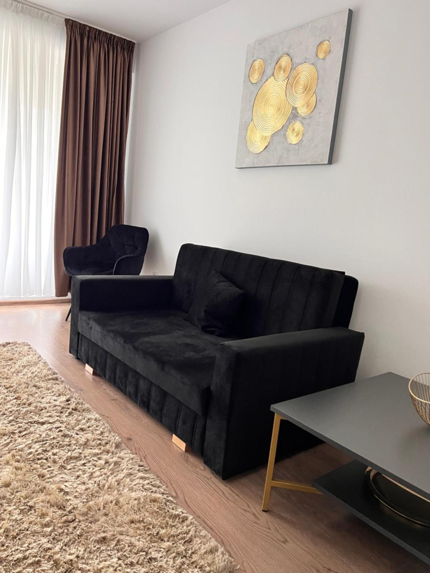Sun Apartments โอโตเปนี ภายนอก รูปภาพ